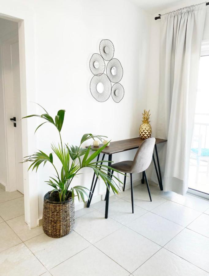 Flat In The Heart Of Ayia Napa/Центр Айя Напы Apartment Luaran gambar